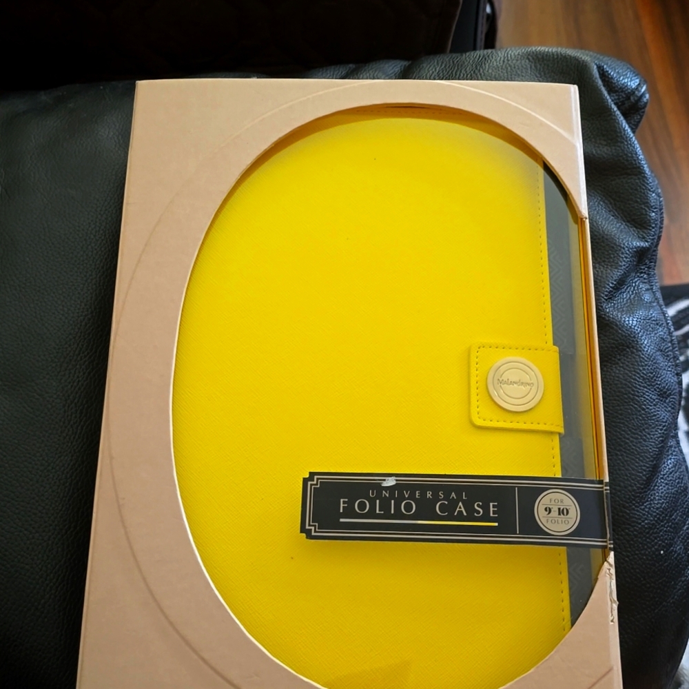 Catherine Malandrino Folio Case for 9"- 10" Tablet in Yellow